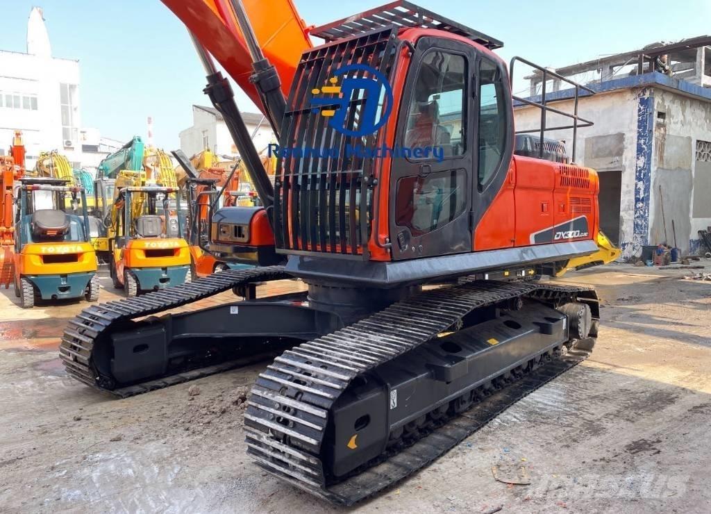 Doosan DX 300 Excavatoare pe șenile
