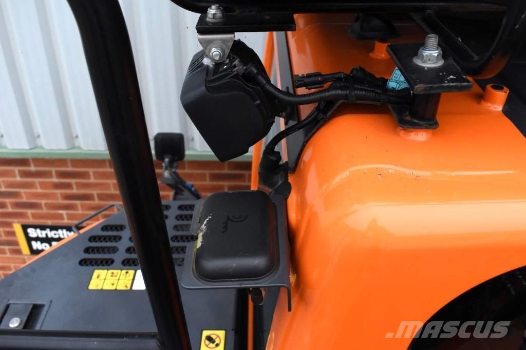 Develon DX140LCR-7 Excavatoare pe șenile
