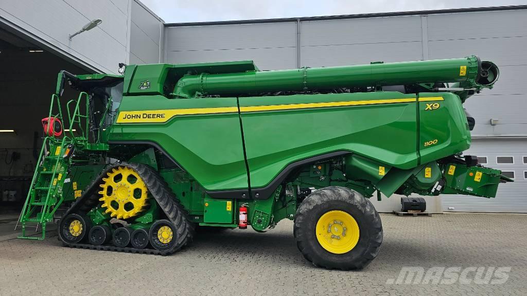 John Deere X9 1100 Combine de secerat