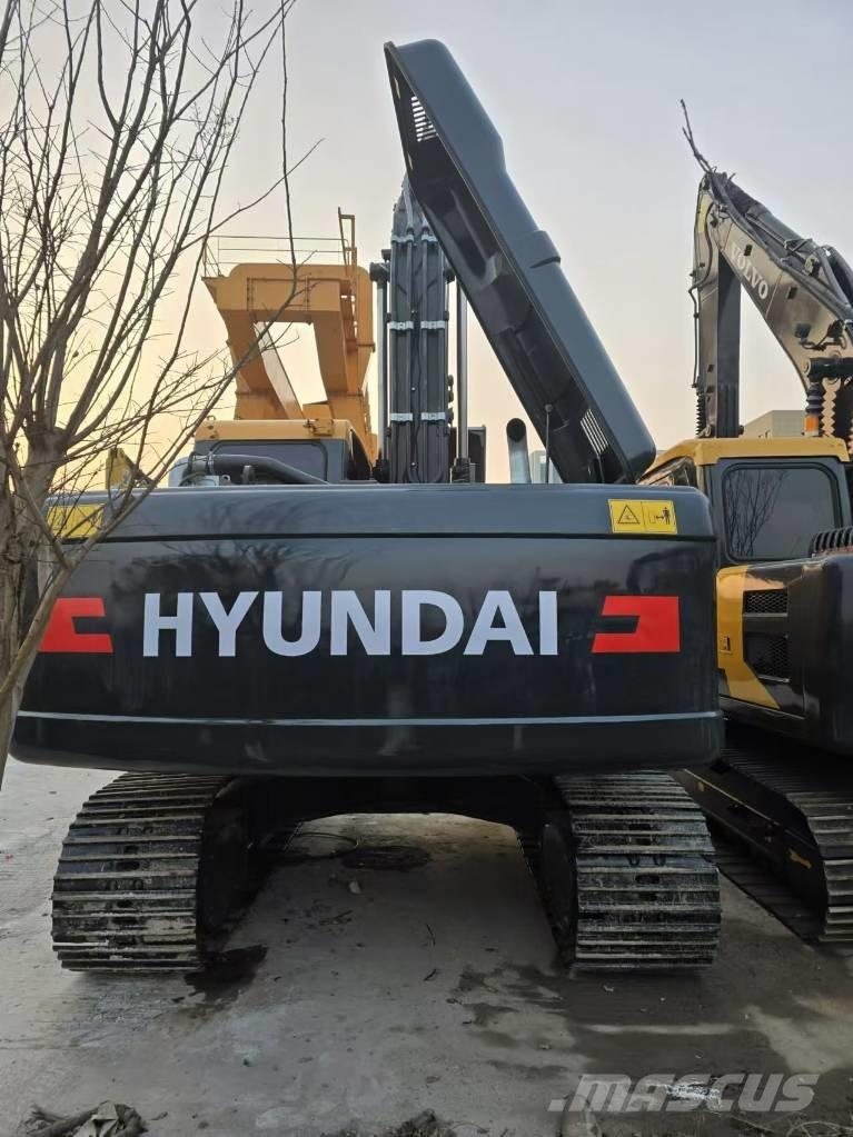 Hyundai 220-9S Excavatoare pe șenile
