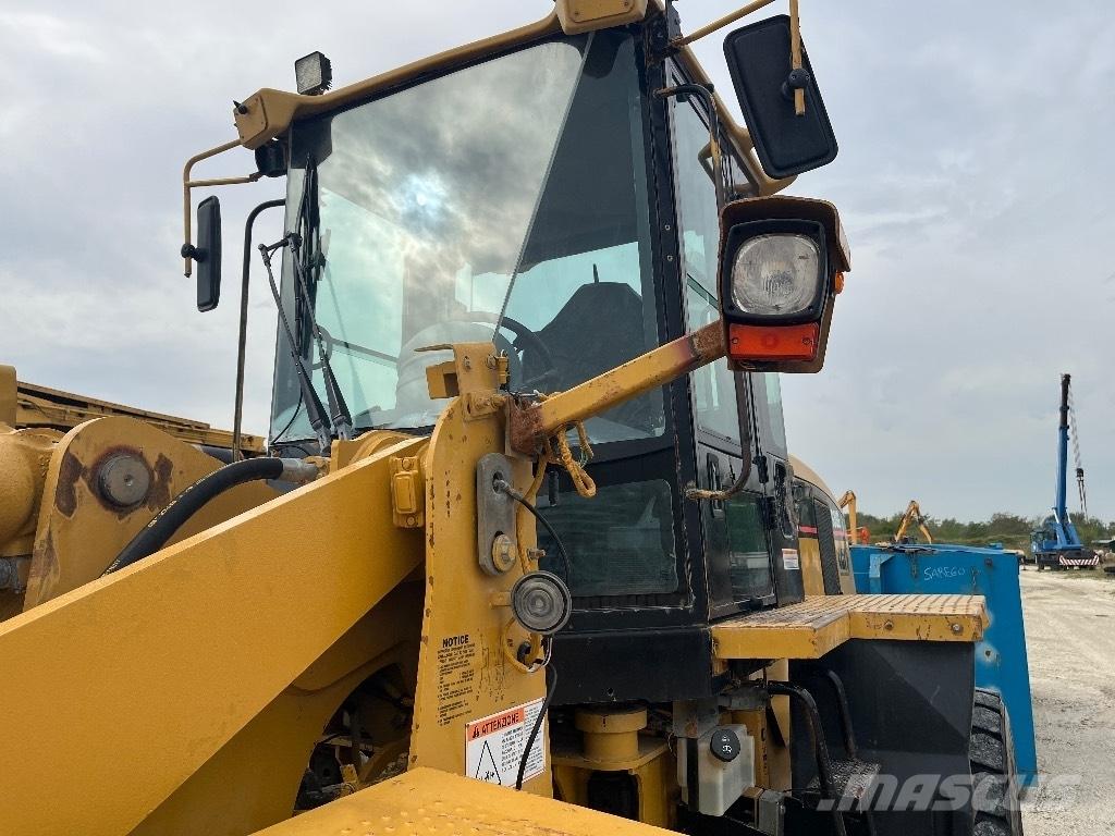 CAT 938 G II Incarcator pe pneuri
