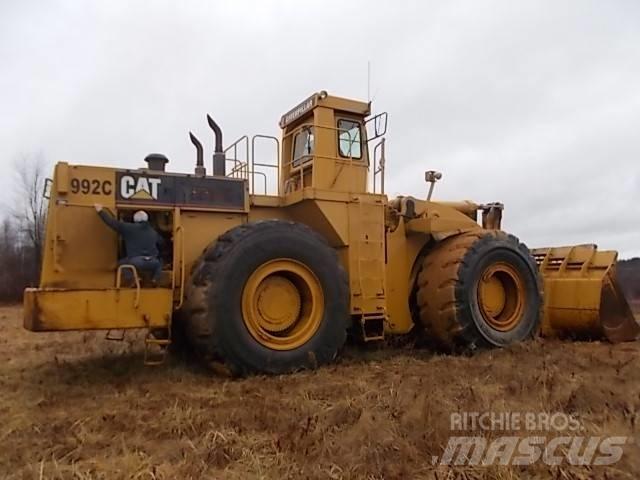 CAT 992C Incarcator pe pneuri