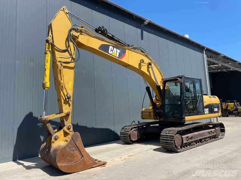 CAT 320D L Excavatoare pe șenile
