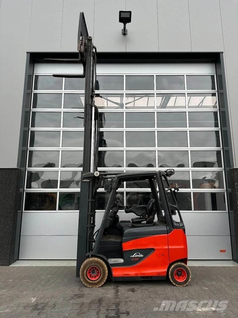 Linde E 25/600 HL Stivuitor electric