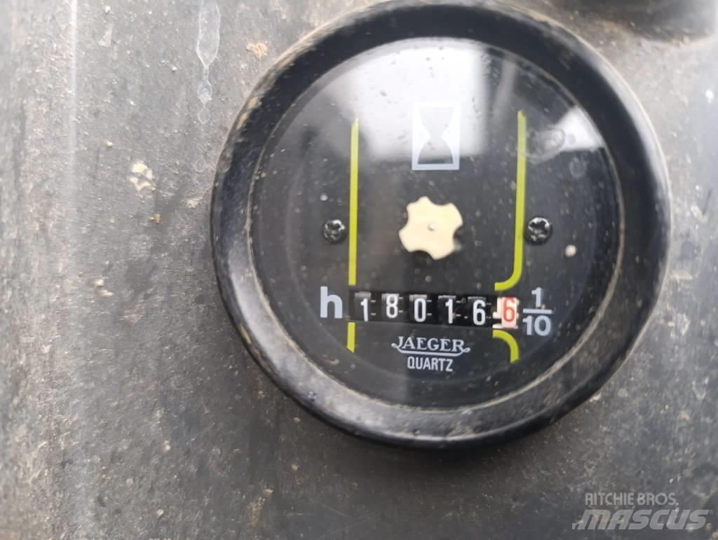 CASE 788 P Excavatoare cu roti