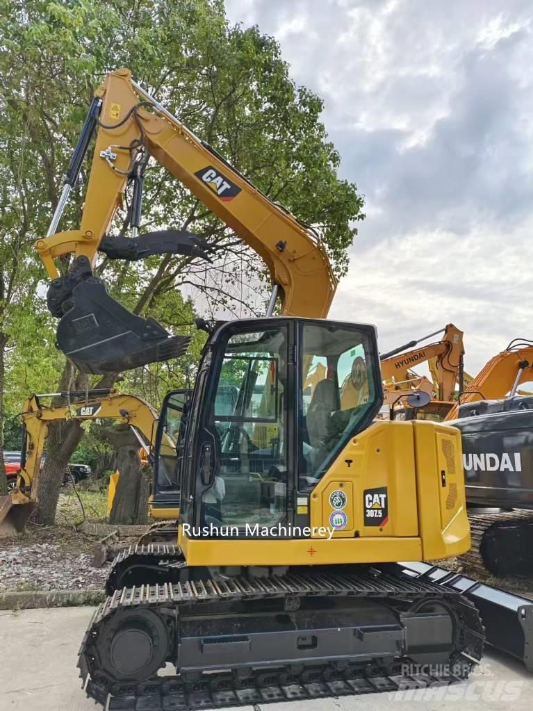 CAT 307.5 Excavatoare pe șenile
