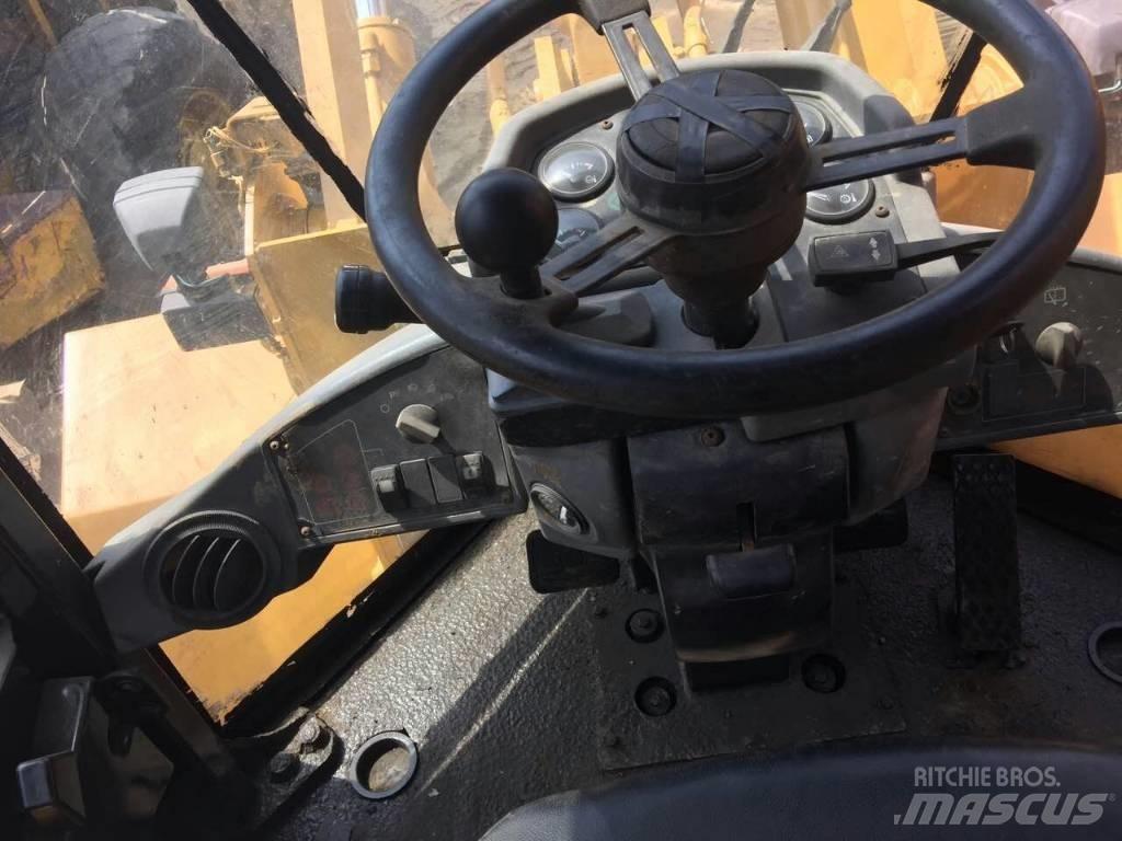 CAT 938 G Incarcator pe pneuri