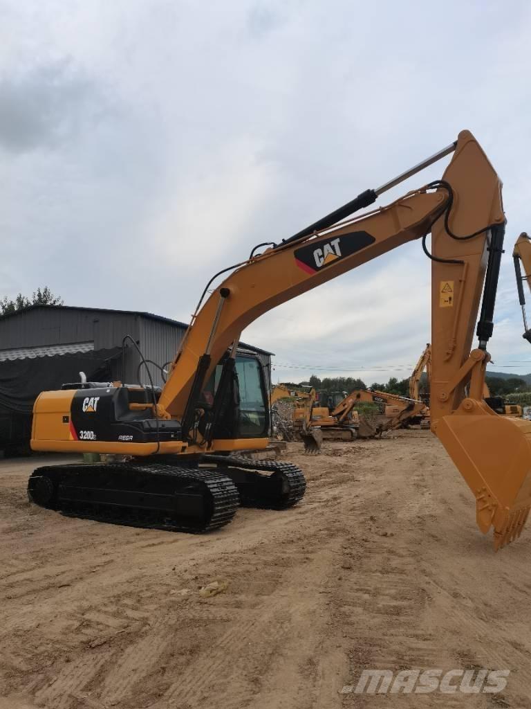 CAT 320D Excavatoare pe șenile
