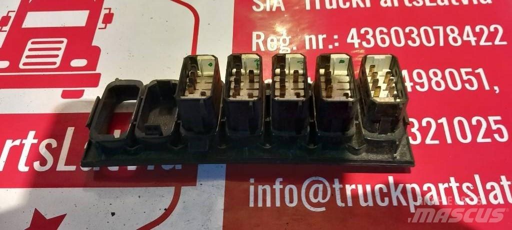 Scania R 420.   1421851 Cabine si interior