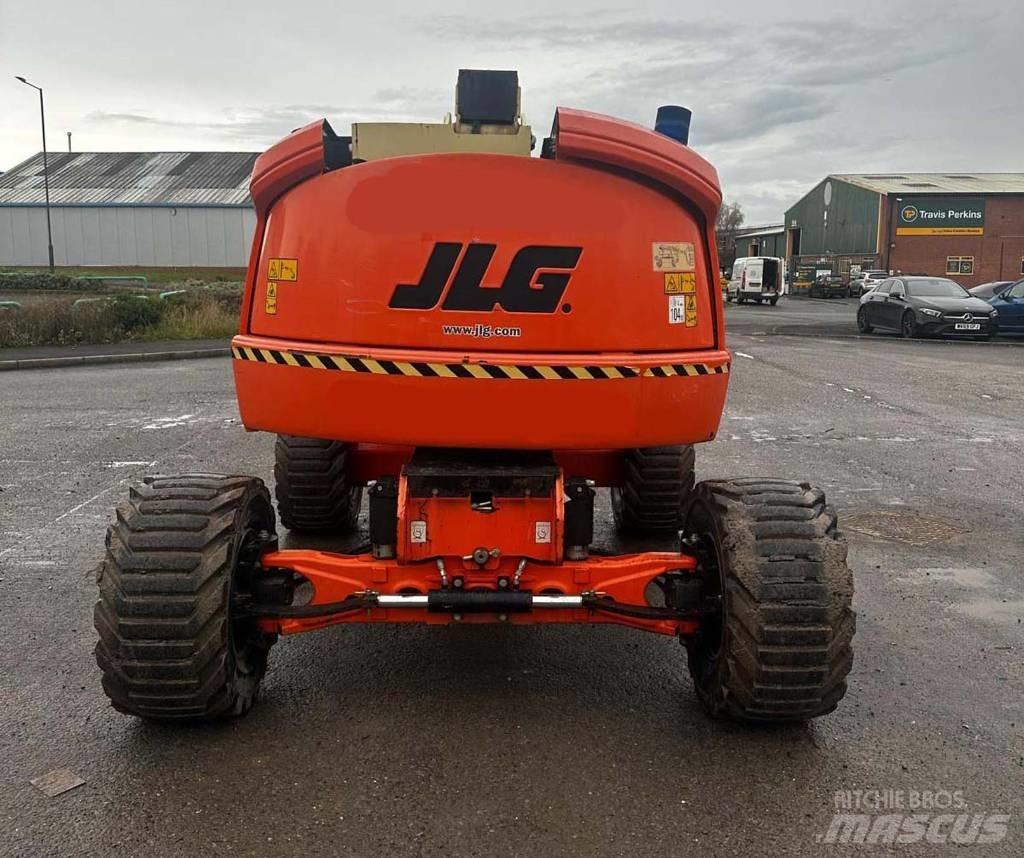 JLG 450 AJ Nacele cu brat articulat