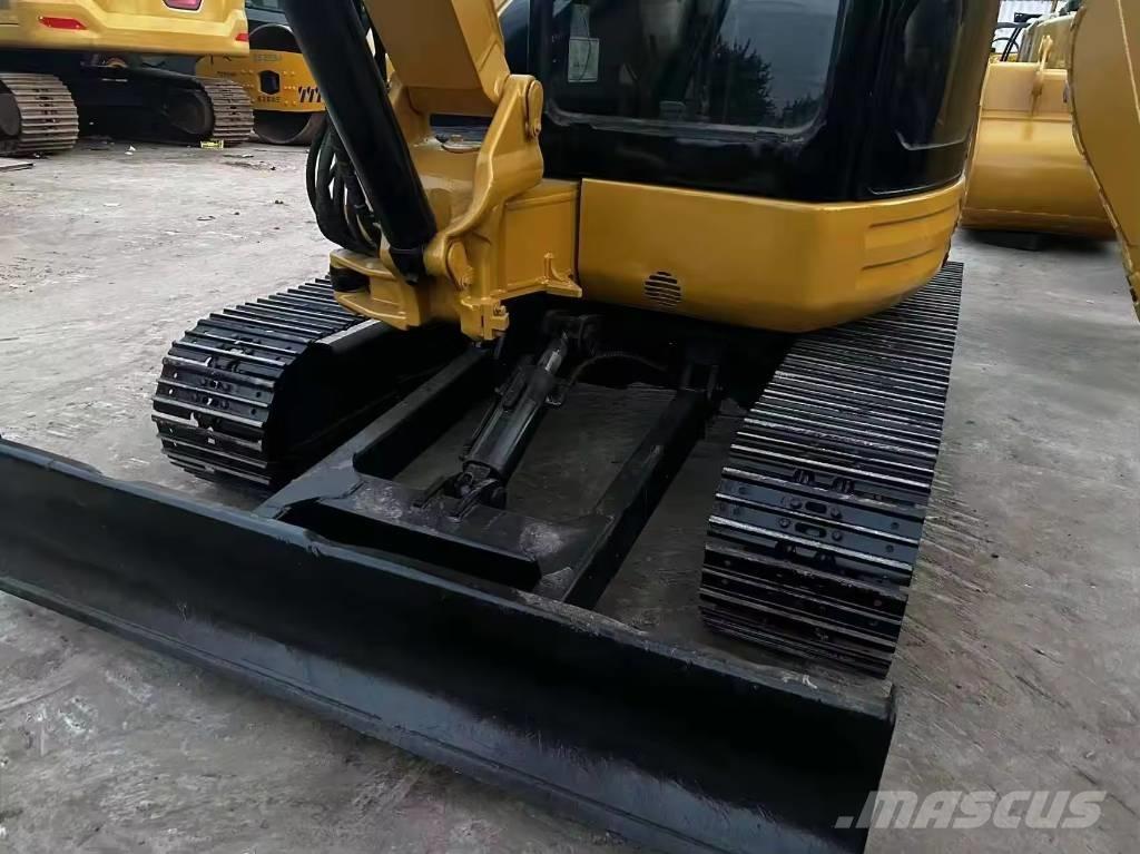 CAT 304 CR Mini excavatoare < 7t
