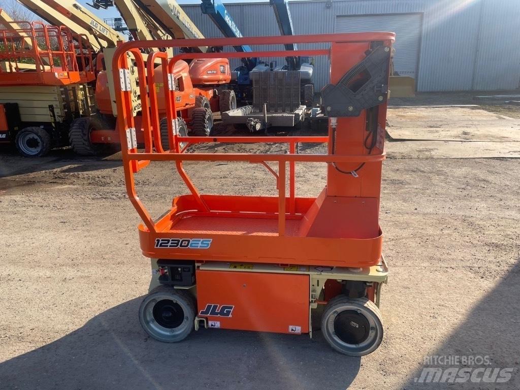 JLG 1230 ES Platforme foarfeca