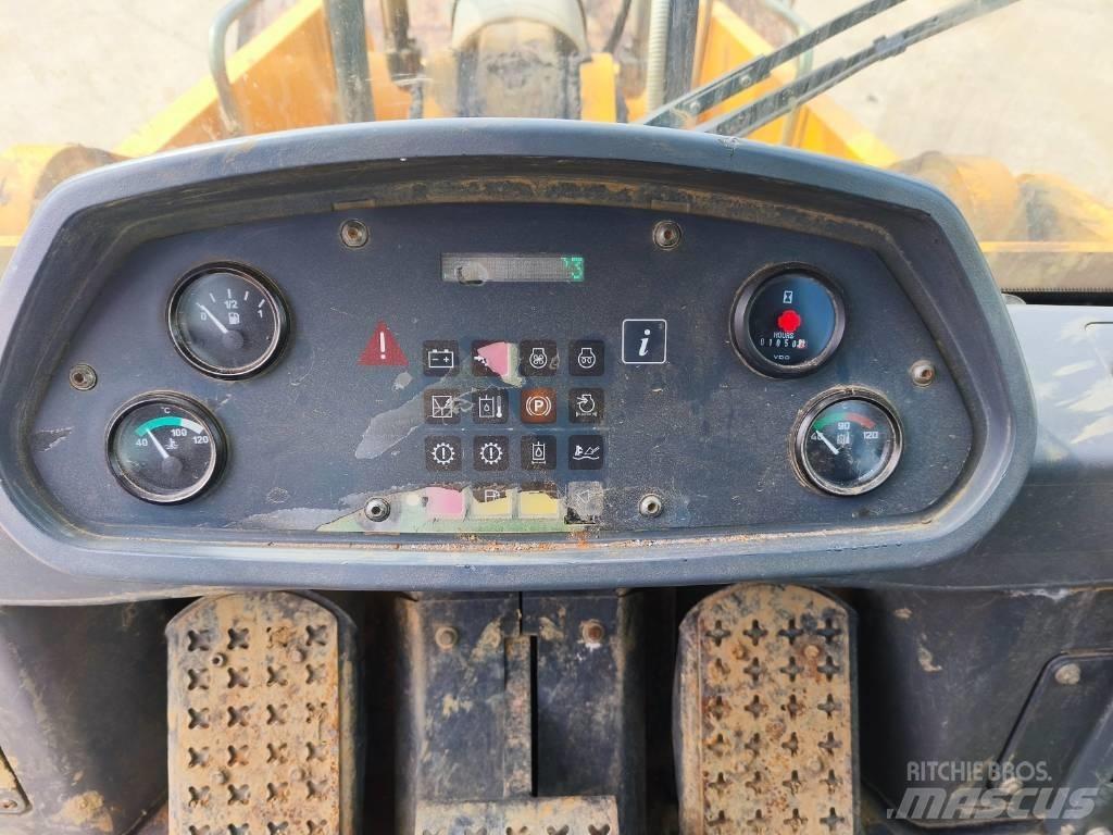 Liebherr LR 634 Încarcatoare cu excavator
