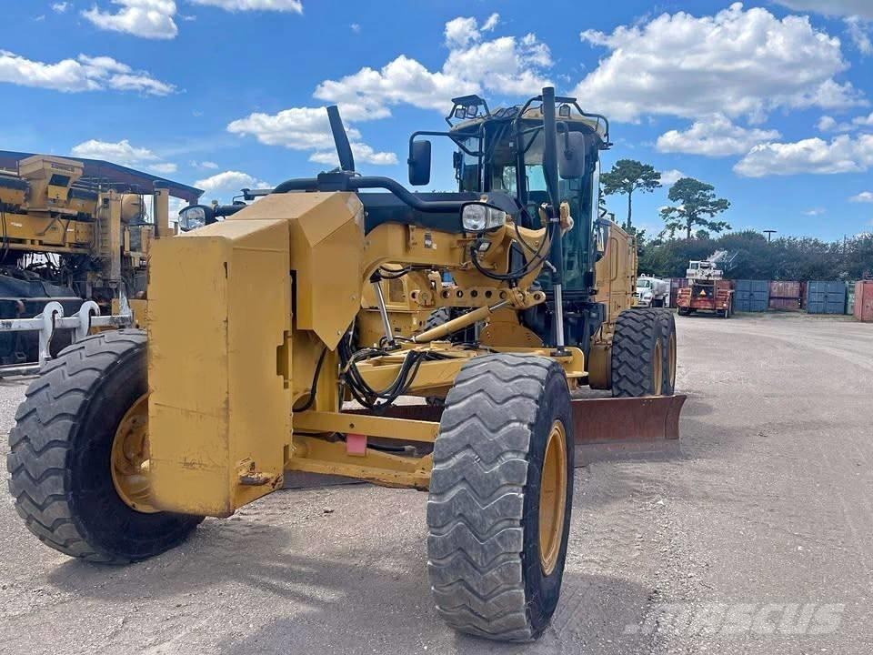 CAT 140 M 2 Gredere
