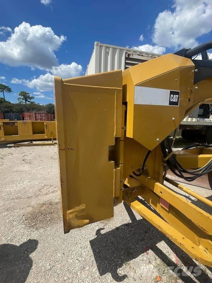CAT 140 M 2 Gredere