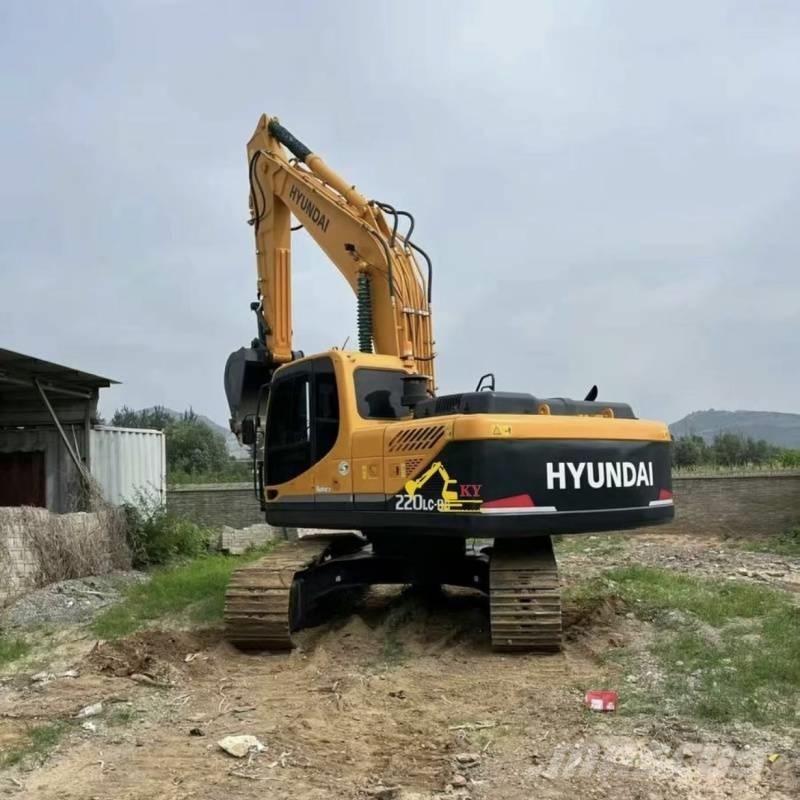 Hyundai 220-9 Excavatoare pe șenile
