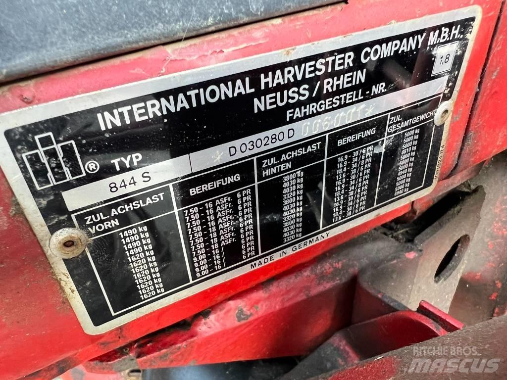 International 844xl Tractoare