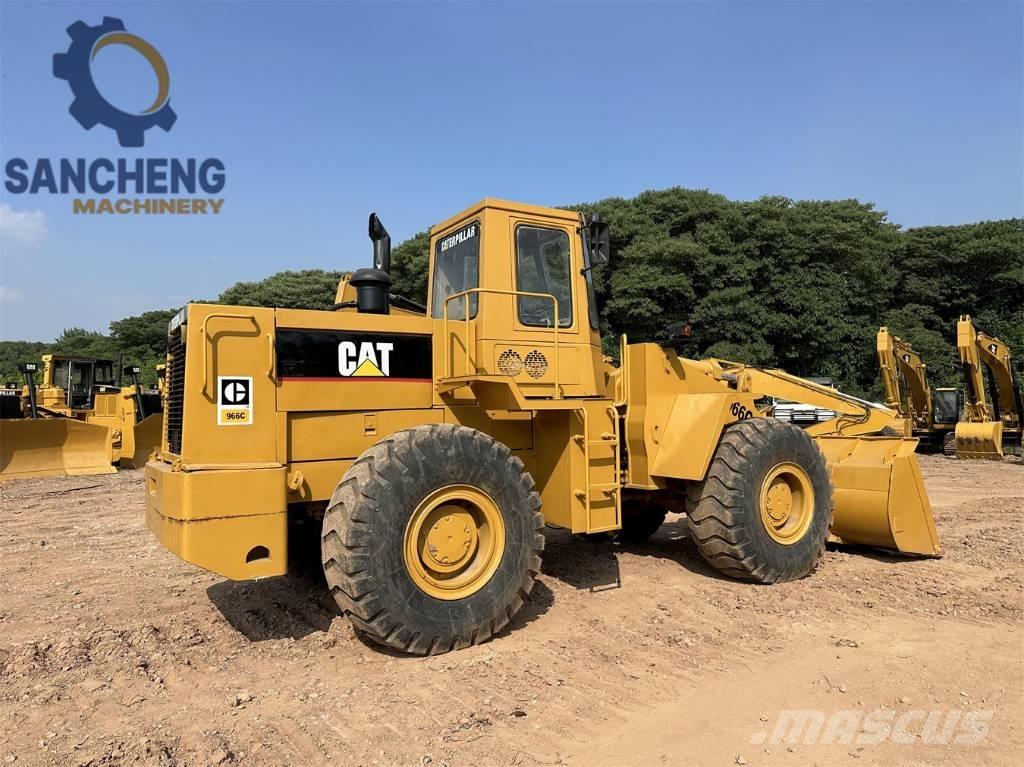 CAT 966C Incarcator pe pneuri