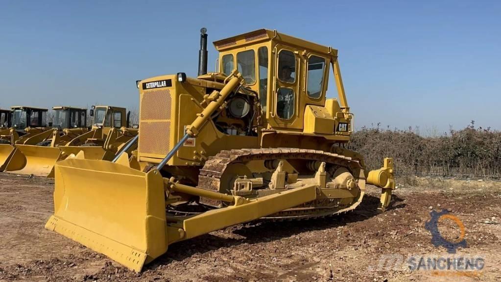 CAT D8K Buldozere pe senile