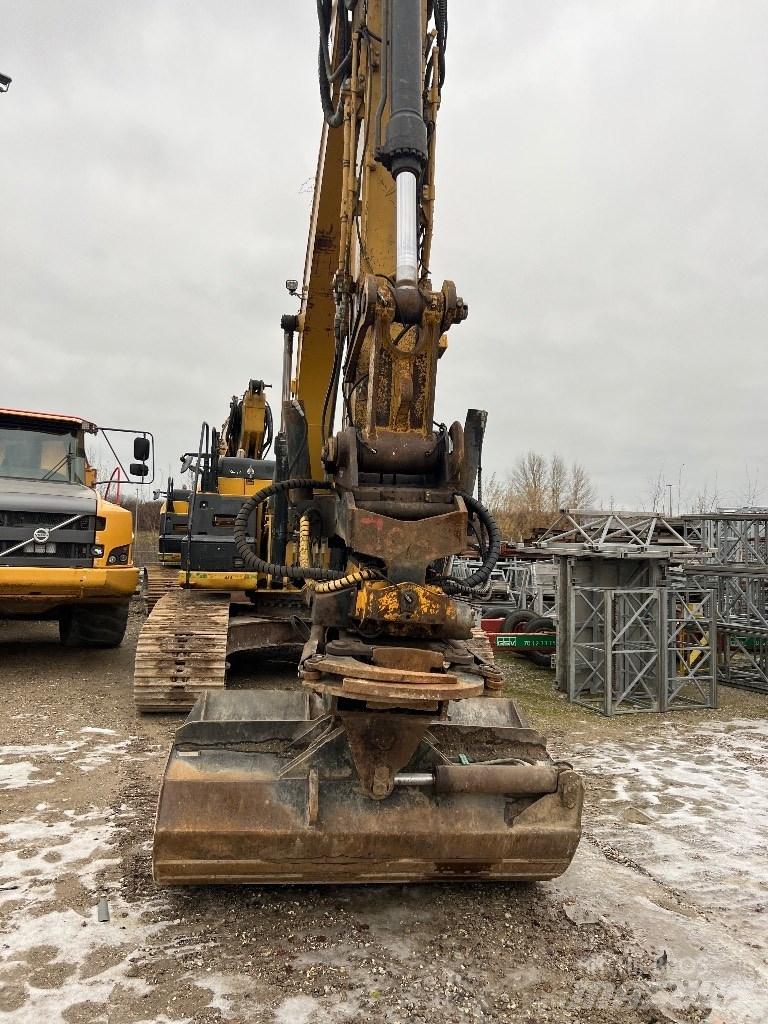 CAT 324 EL Excavatoare pe șenile

