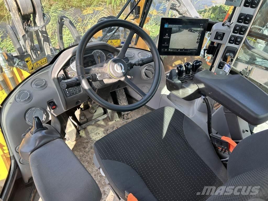 Volvo L150H Incarcator pe pneuri