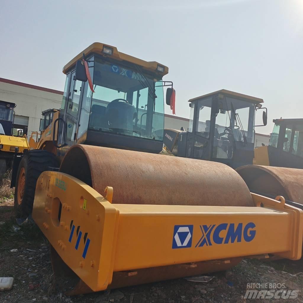 XCMG XS 263 J Compactoare monocilindrice