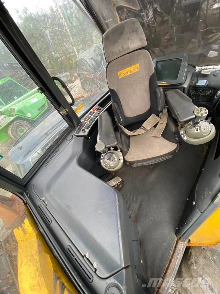 Ponsse Bear 6W Combine forestiere