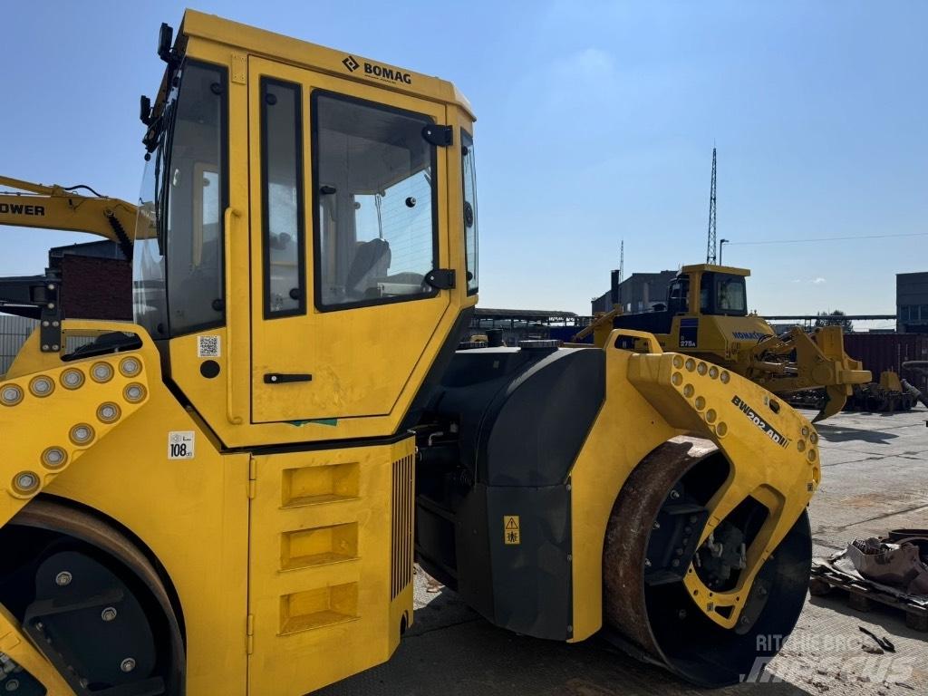 Bomag BW 202 AD-4 Cilindri compactori dubli