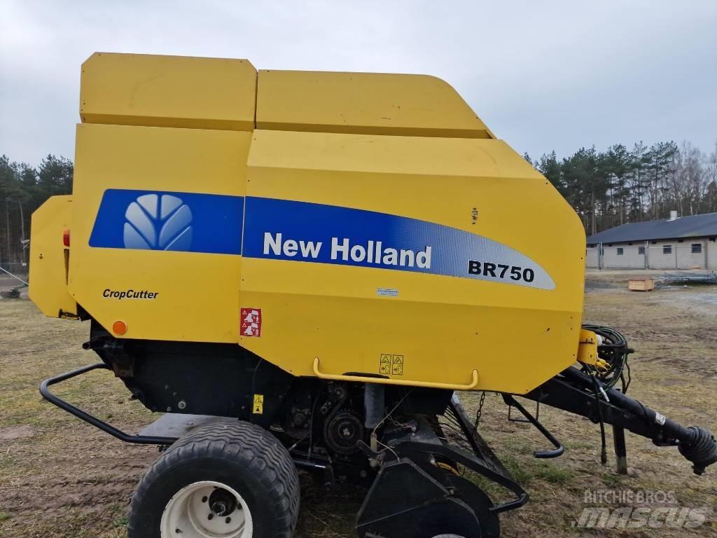 New Holland BR 750 Masina de balotat cilindric