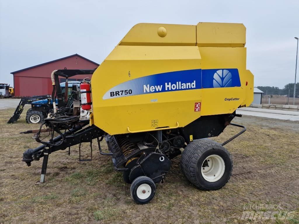 New Holland BR 750 Masina de balotat cilindric