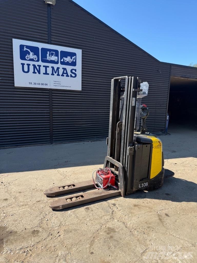BT SPE 125 Transpaleta manuala