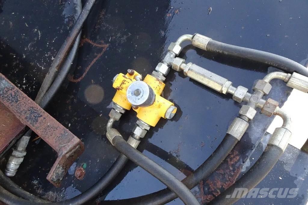  Boxenstrooier .RZ Utilaje agricole - Altele