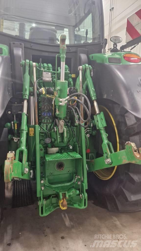 John Deere 6250 R Tractoare