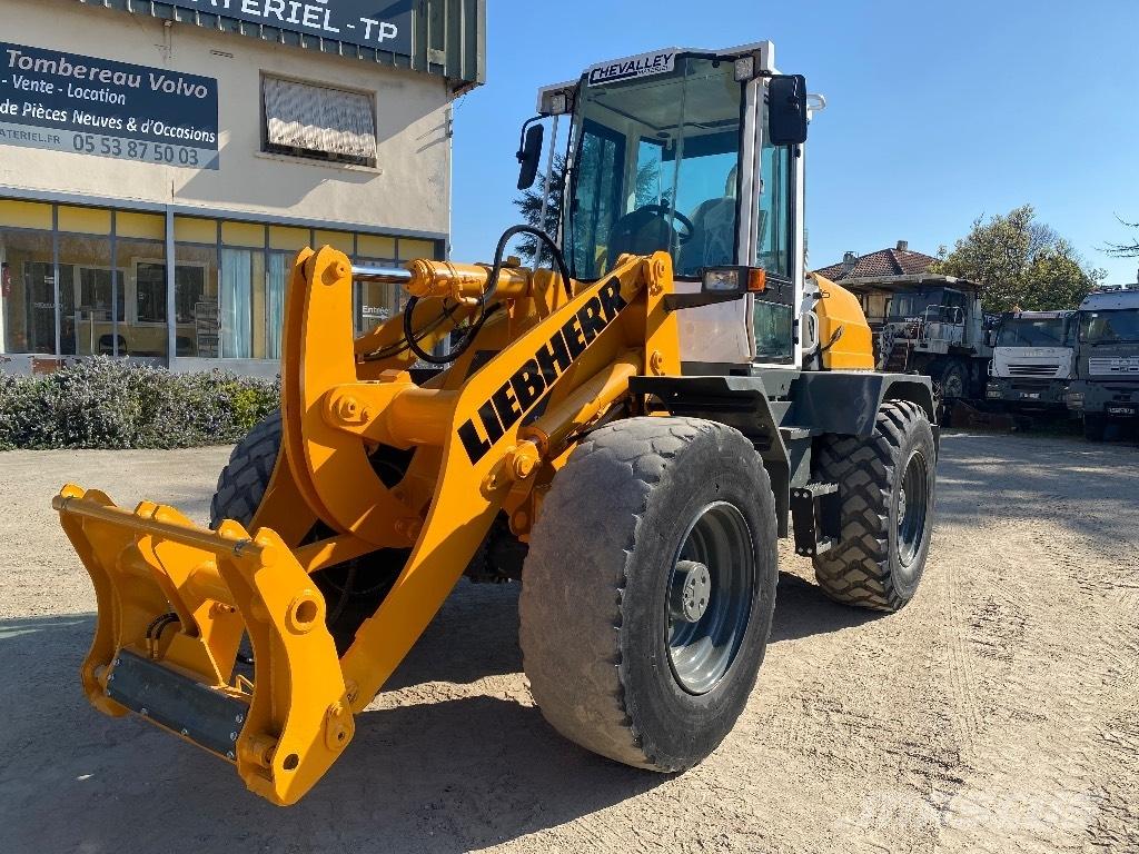 Liebherr L514 Incarcator pe pneuri