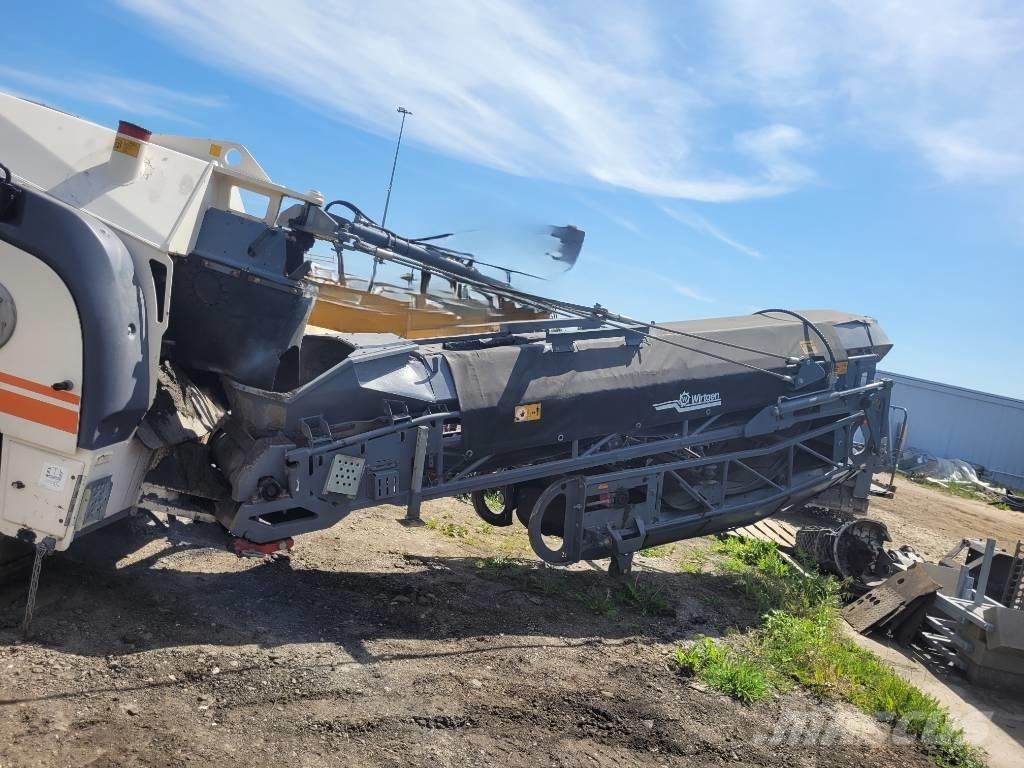 Wirtgen W 100 Fi Utilaje asfalt cu freze reci