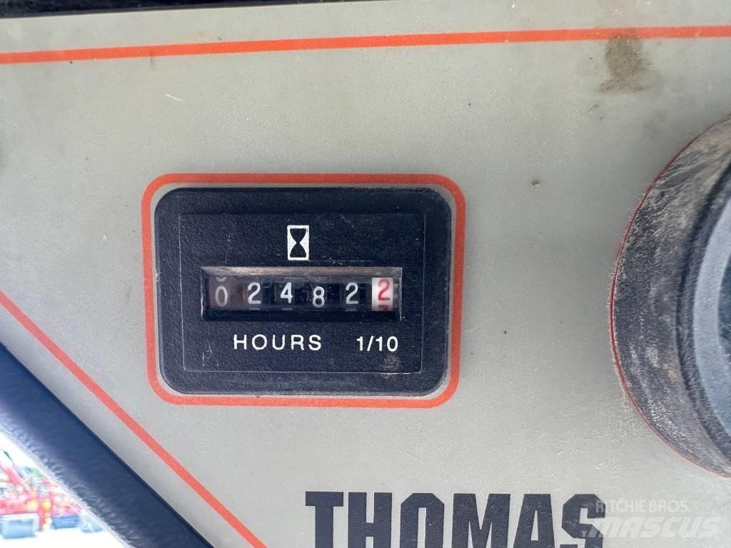 Thomas T137 Mini incarcator