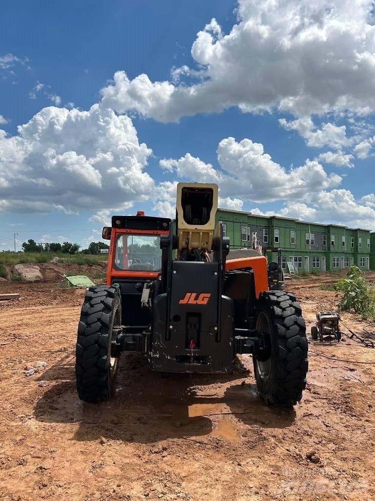 JLG Telehandler Stivuitoare telescopice