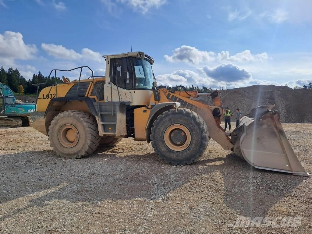 Liebherr L 580 Incarcator pe pneuri