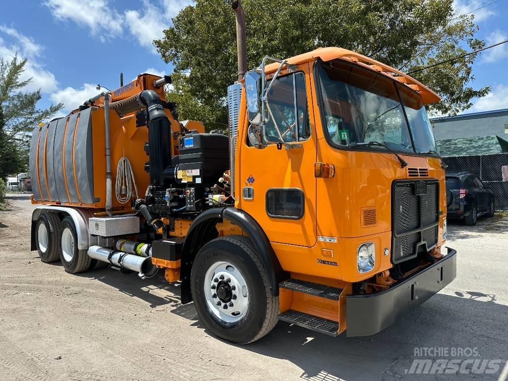 Autocar WX64 Camion vidanje