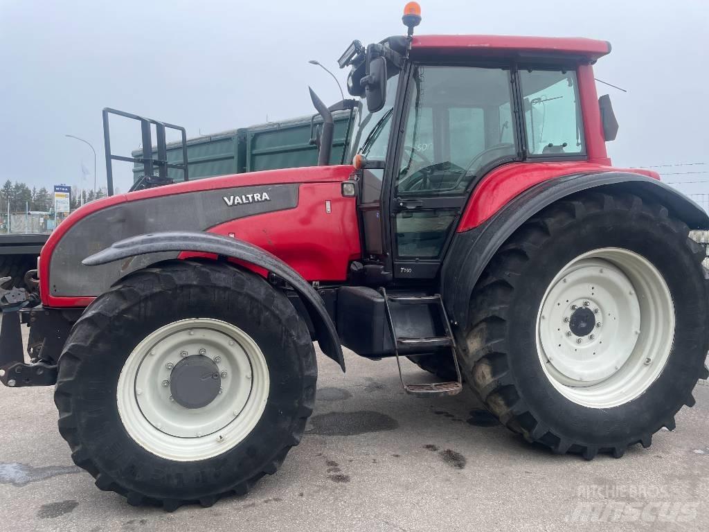 Valtra T 190 Tractoare
