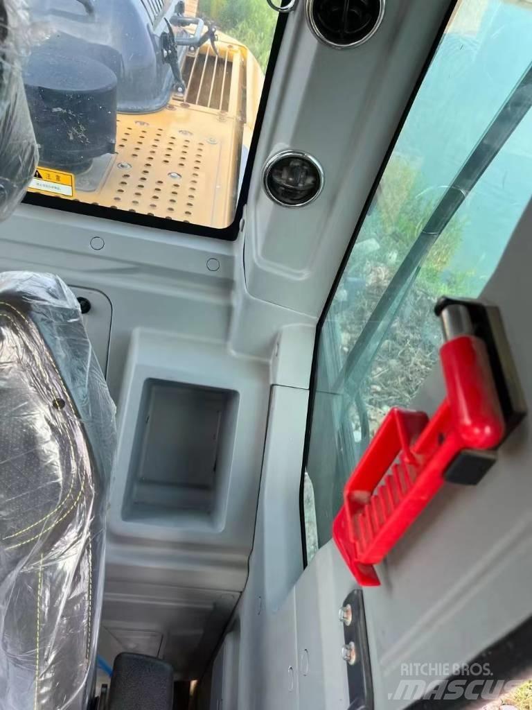 XCMG XE200DA Excavatoare pe șenile
