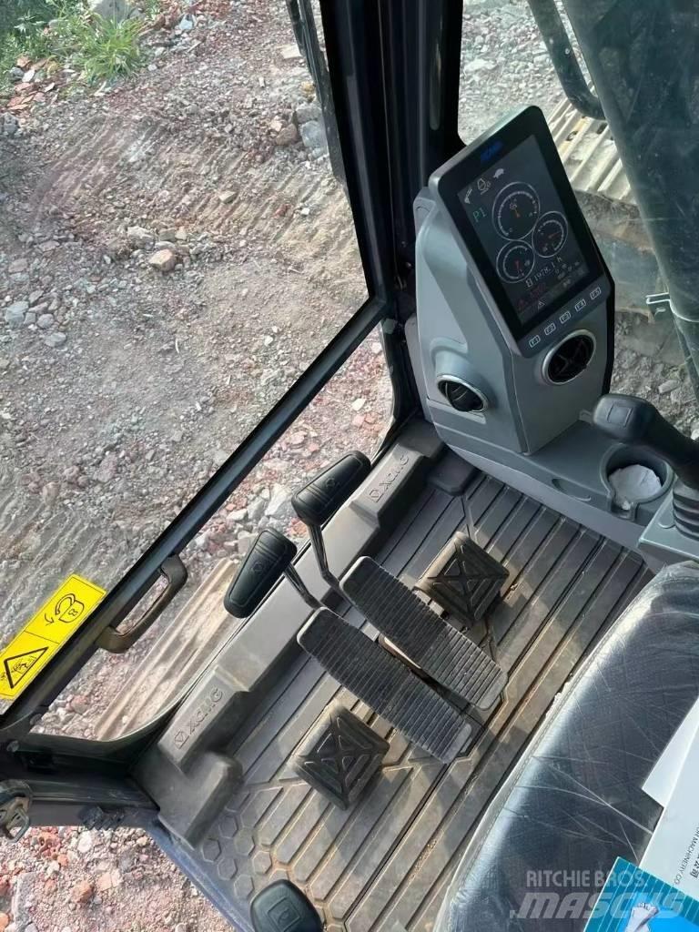 XCMG XE200DA Excavatoare pe șenile
