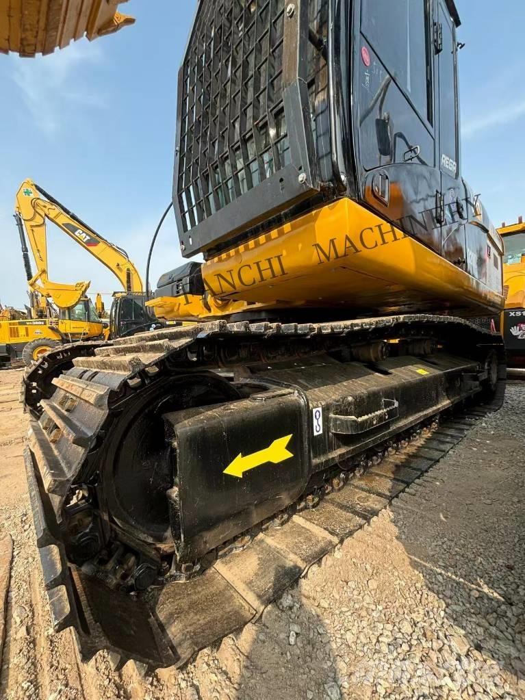 CAT 320D2L Excavatoare pe șenile
