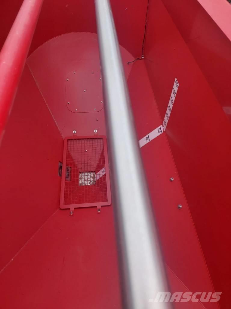 Horsch Pronto 6 DC Perforatoare