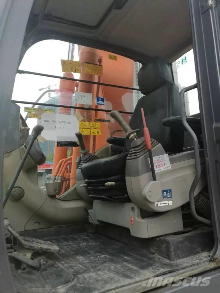 Hitachi ZX 200 Excavator amfibiu