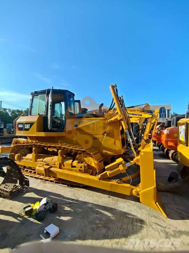 CAT D6G Buldozere pe senile