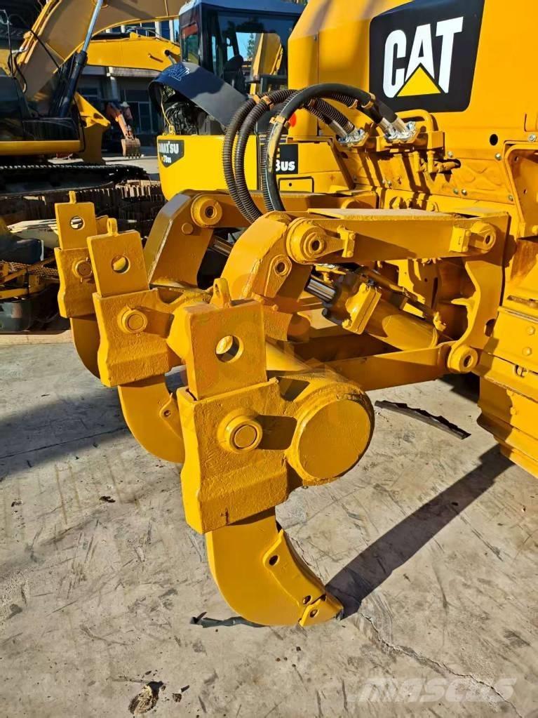 CAT D6G Buldozere pe senile