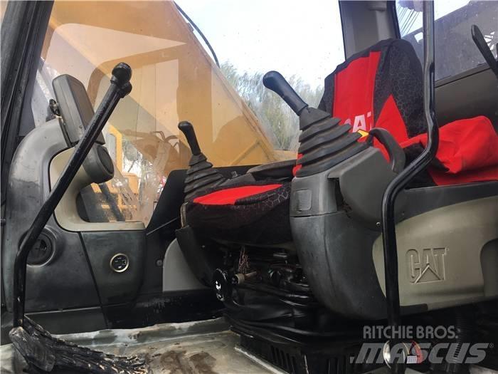 CAT 320 D Excavatoare pe șenile
