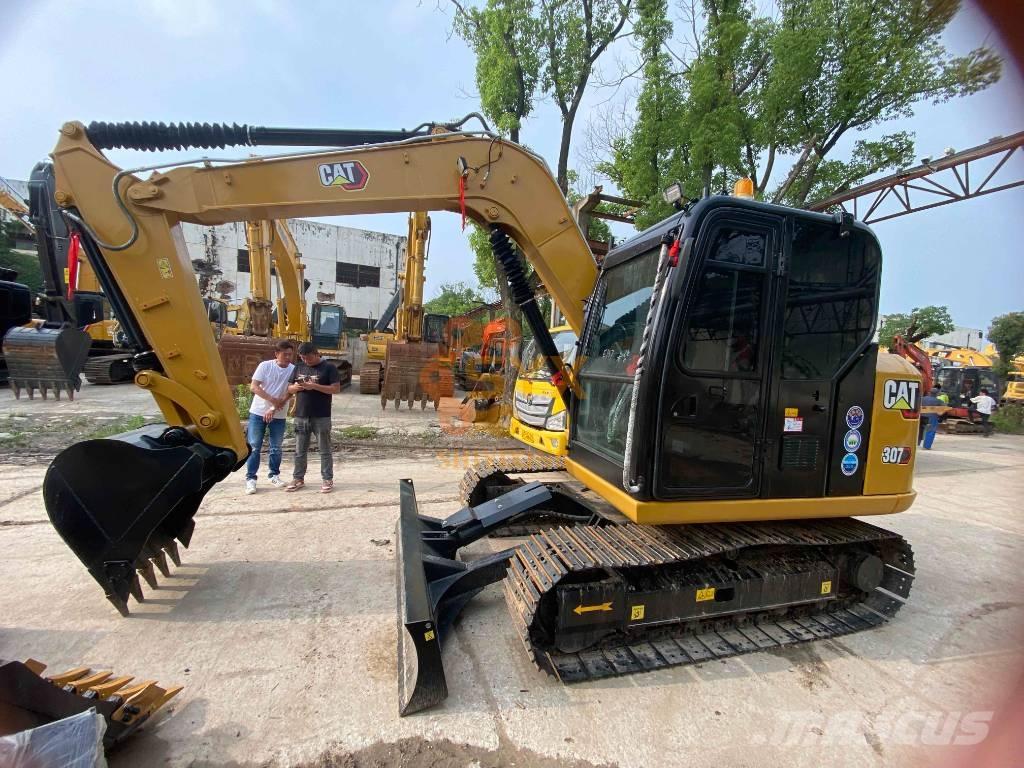 CAT 307 E Excavatoare pe șenile
