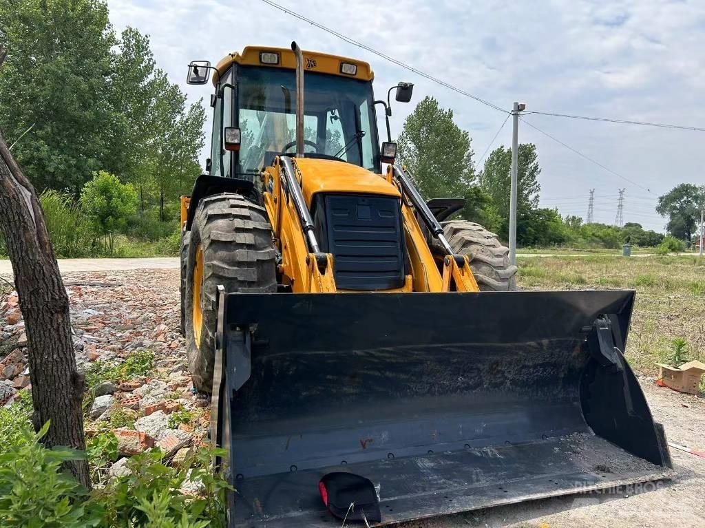 JCB 4 CX Buldoexcavatoare